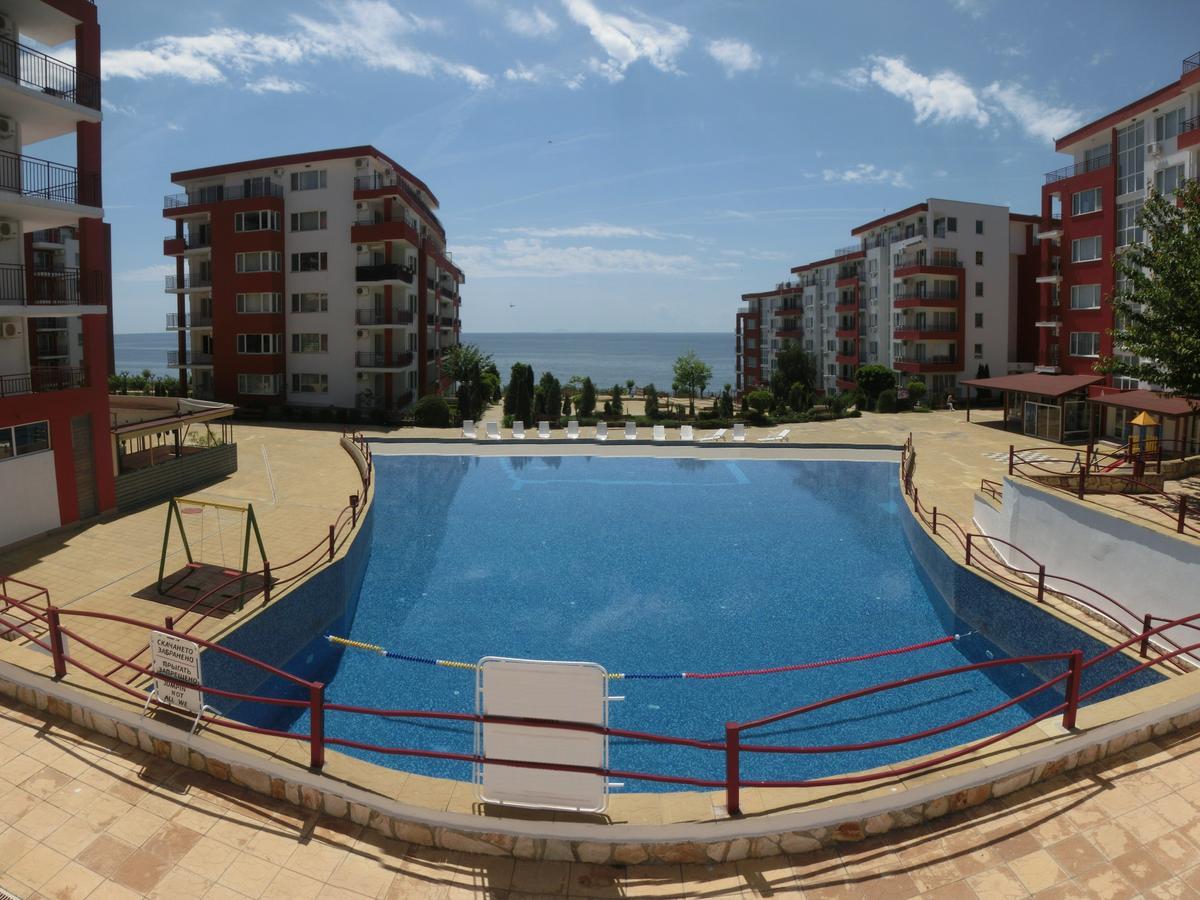 Sea View Apartment, Panorama, Pools And Beach, Свети Влас Екстериор снимка