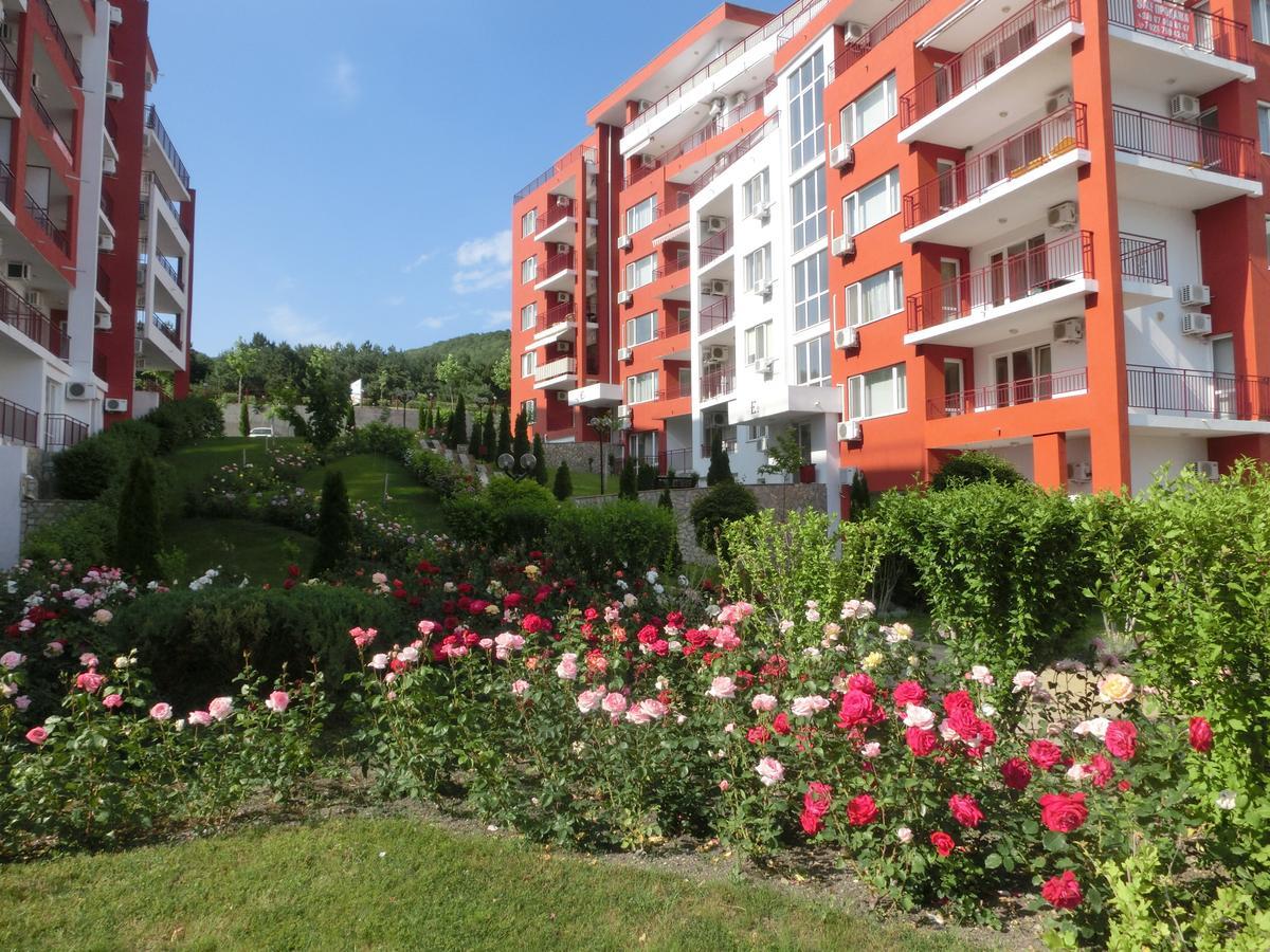 Sea View Apartment, Panorama, Pools And Beach, Свети Влас Екстериор снимка