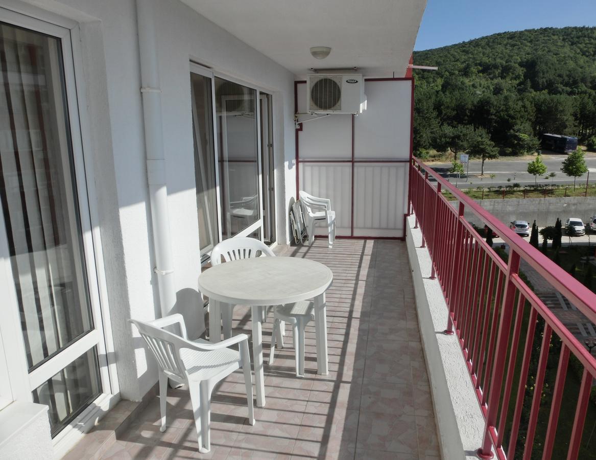 Sea View Apartment, Panorama, Pools And Beach, Свети Влас Екстериор снимка